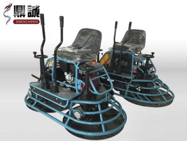 點(diǎn)擊查看詳細(xì)信息<br>標(biāo)題：雙盤(pán)駕駛式抹光機(jī) 閱讀次數(shù)：12804