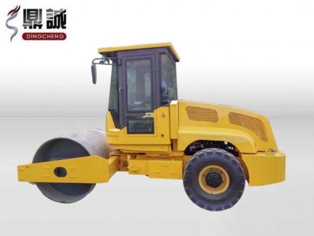 點(diǎn)擊查看詳細(xì)信息<br>標(biāo)題：6噸單鋼輪振動(dòng)壓路機(jī) 閱讀次數(shù)：13495