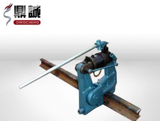 點擊查看詳細信息<br>標題：液壓鋼軌擠孔機 閱讀次數：4705